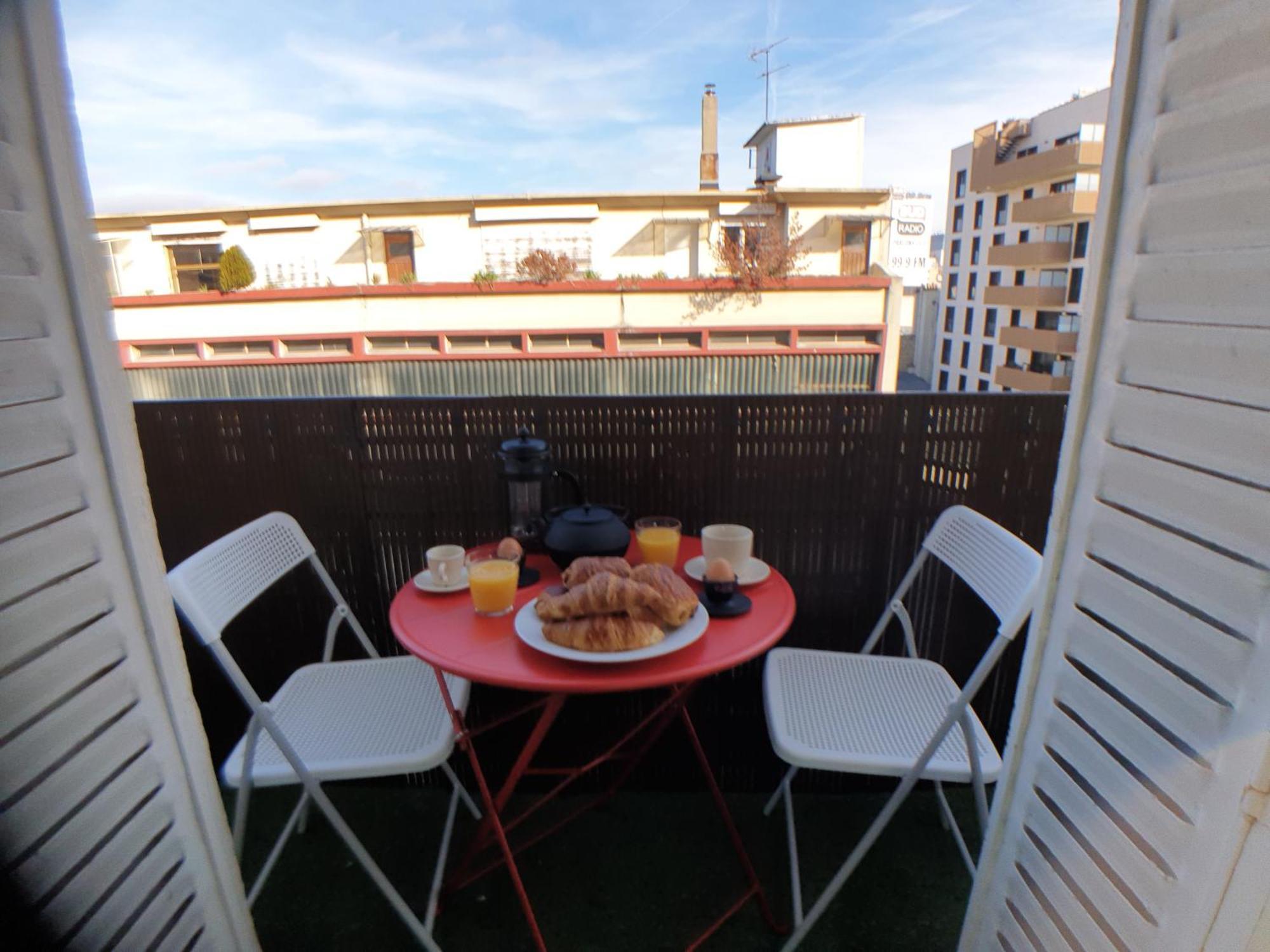 Amazing Apartment A Stone'S Throw From The City Of Lights - Paris Clichy Eksteriør bilde