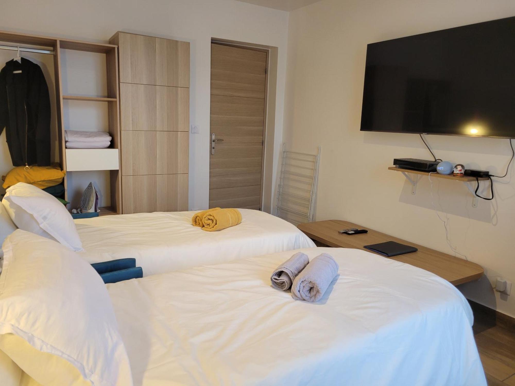 Amazing Apartment A Stone'S Throw From The City Of Lights - Paris Clichy Eksteriør bilde