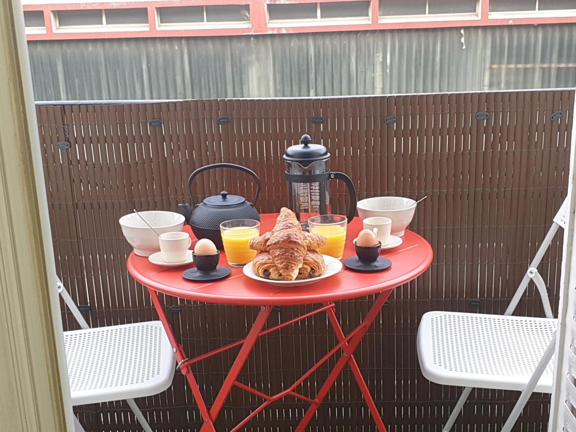 Amazing Apartment A Stone'S Throw From The City Of Lights - Paris Clichy Eksteriør bilde